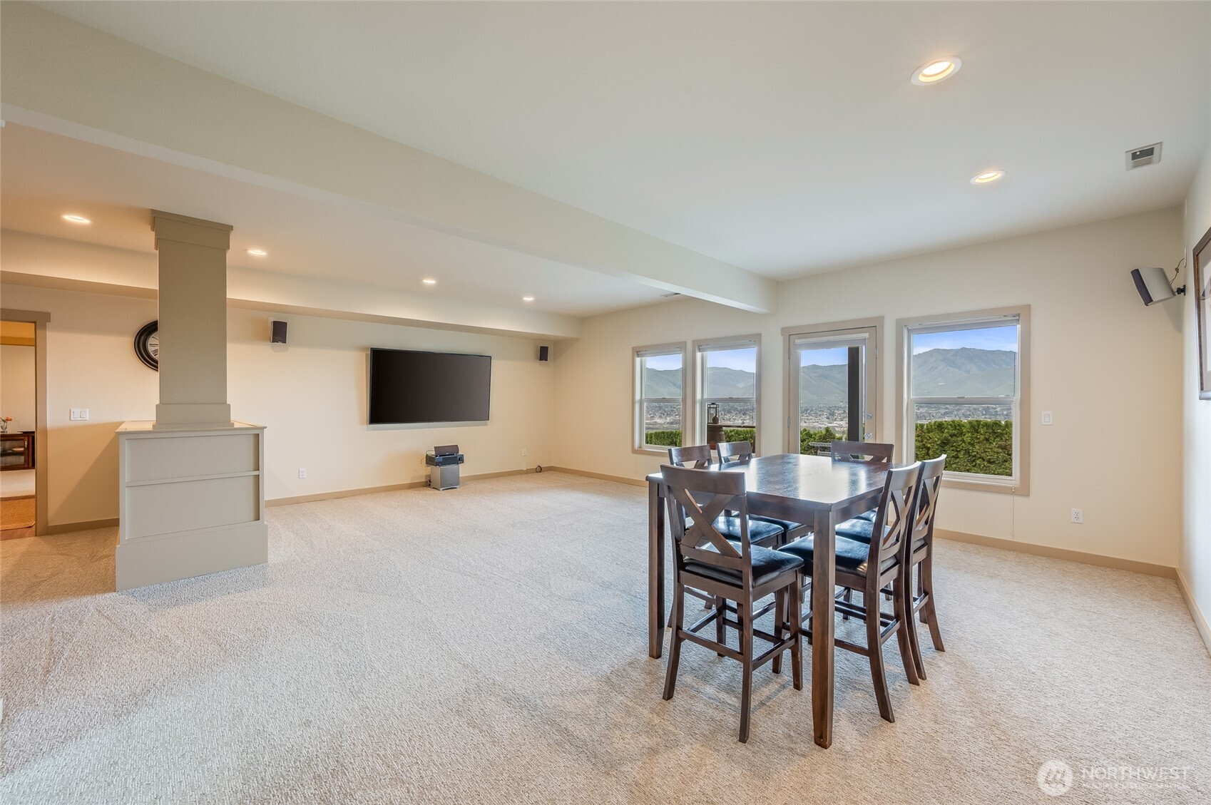 521 23rd Street NE, East Wenatchee, WA 98802