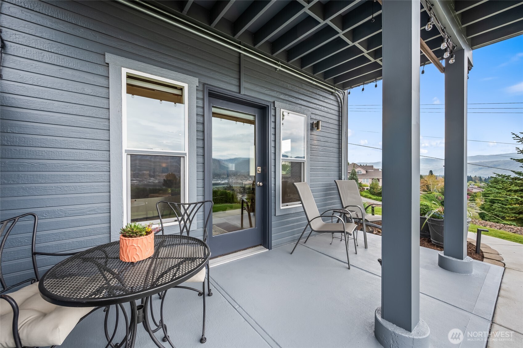 521 23rd Street NE, East Wenatchee, WA 98802