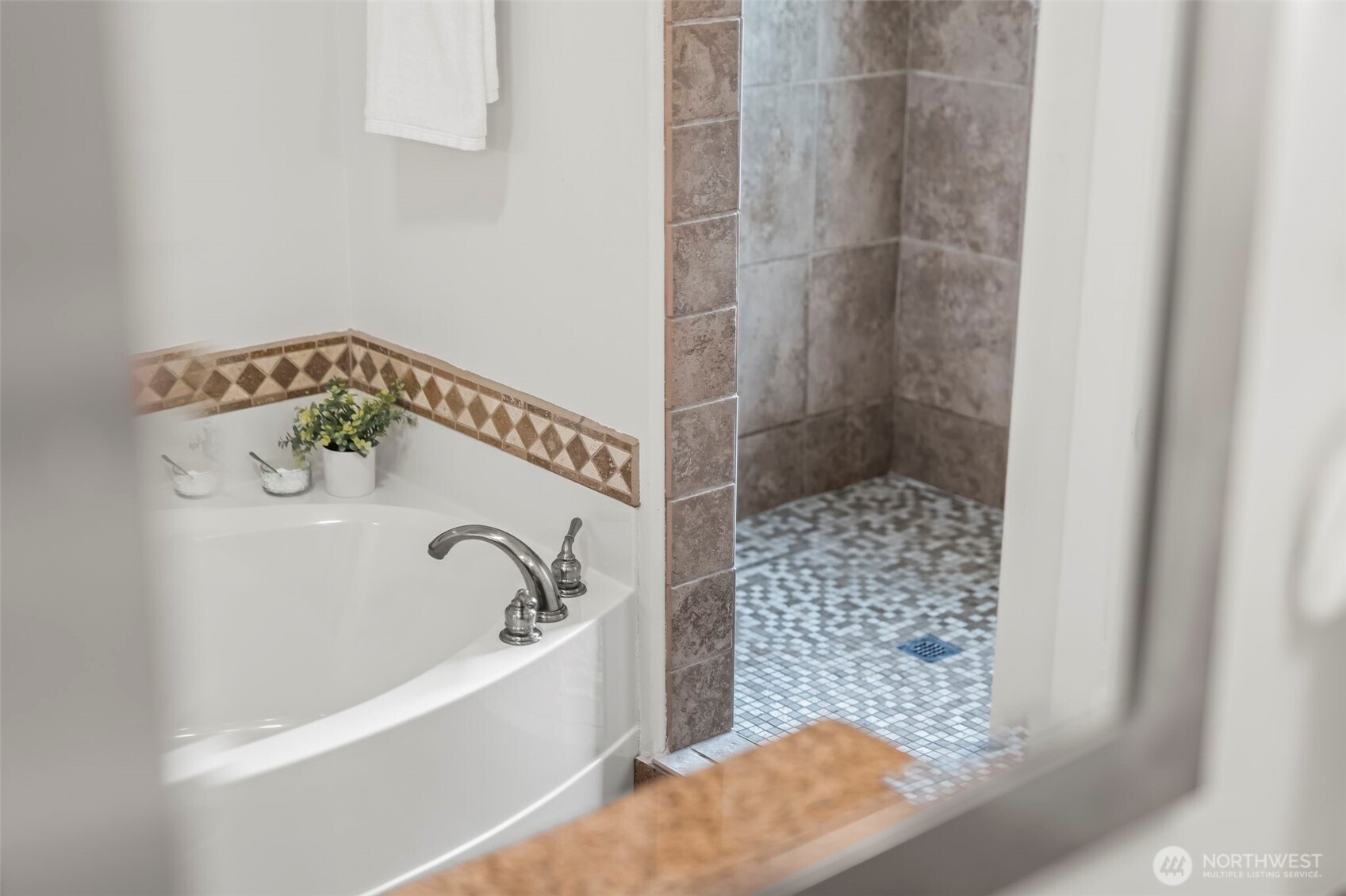 1327 196th Avenue NW, Lakebay, WA 98349