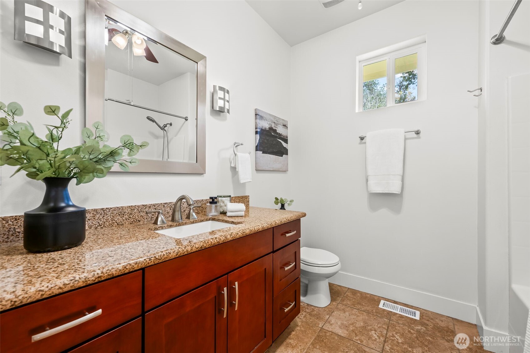 1327 196th Avenue NW, Lakebay, WA 98349