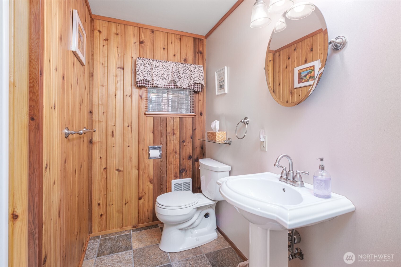 17890 North Shore Drive , Leavenworth, WA 98826
