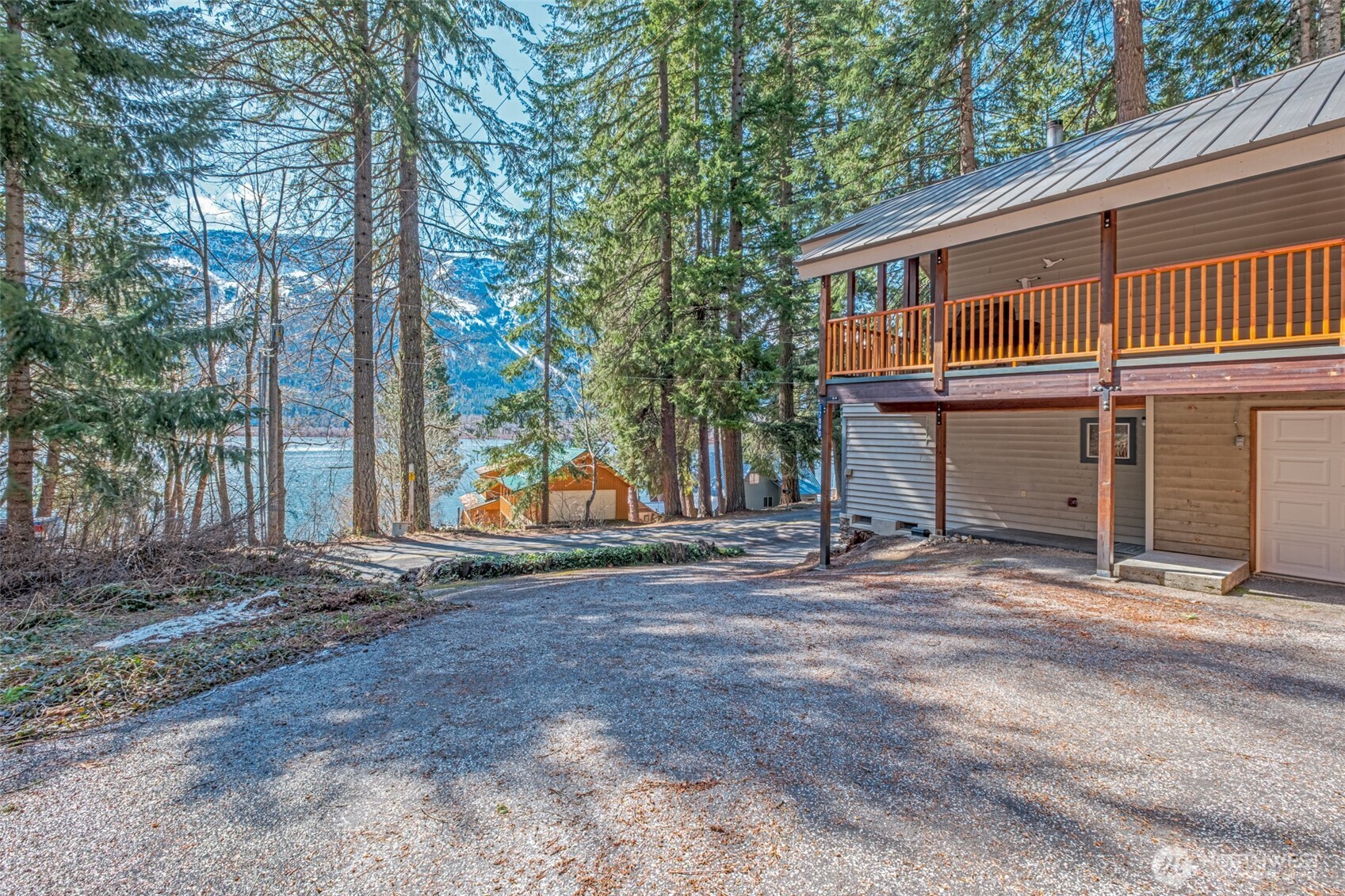 17890 North Shore Drive , Leavenworth, WA 98826