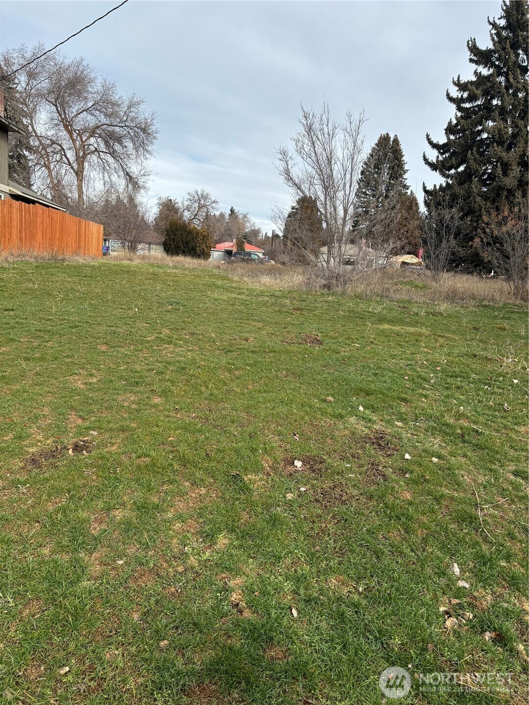 1106 E 2nd Avenue , Ellensburg, WA 98926