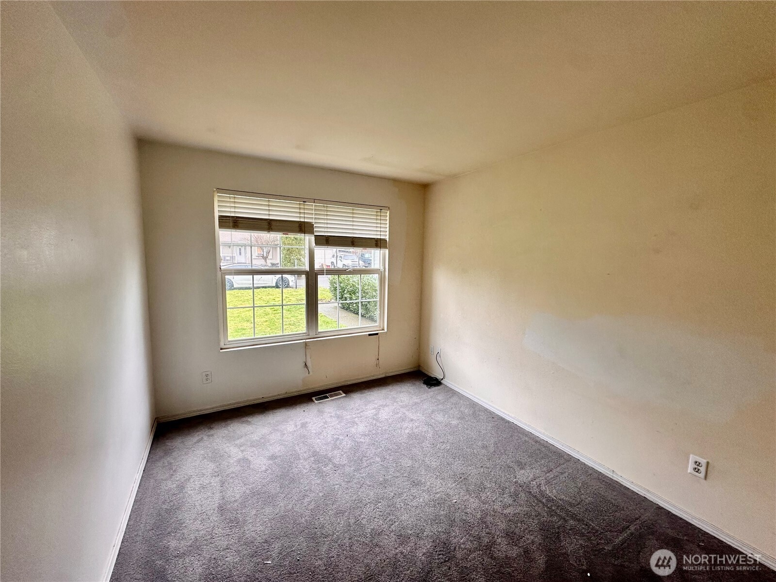 24516 47th Avenue E, Graham, WA 98338