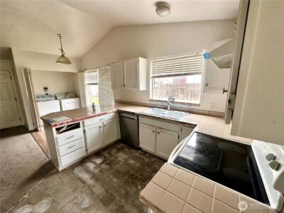 24516 47th Avenue E, Graham, WA 98338 - Photo 6
