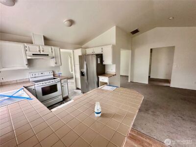 24516 47th Avenue E, Graham, WA 98338 - Photo 7