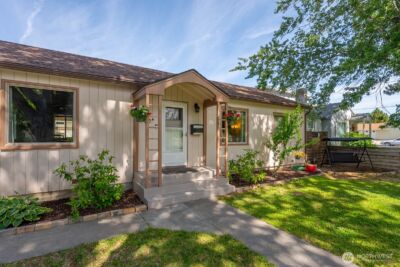 119 SW F St , Ephrata, WA 98823 - Photo 2