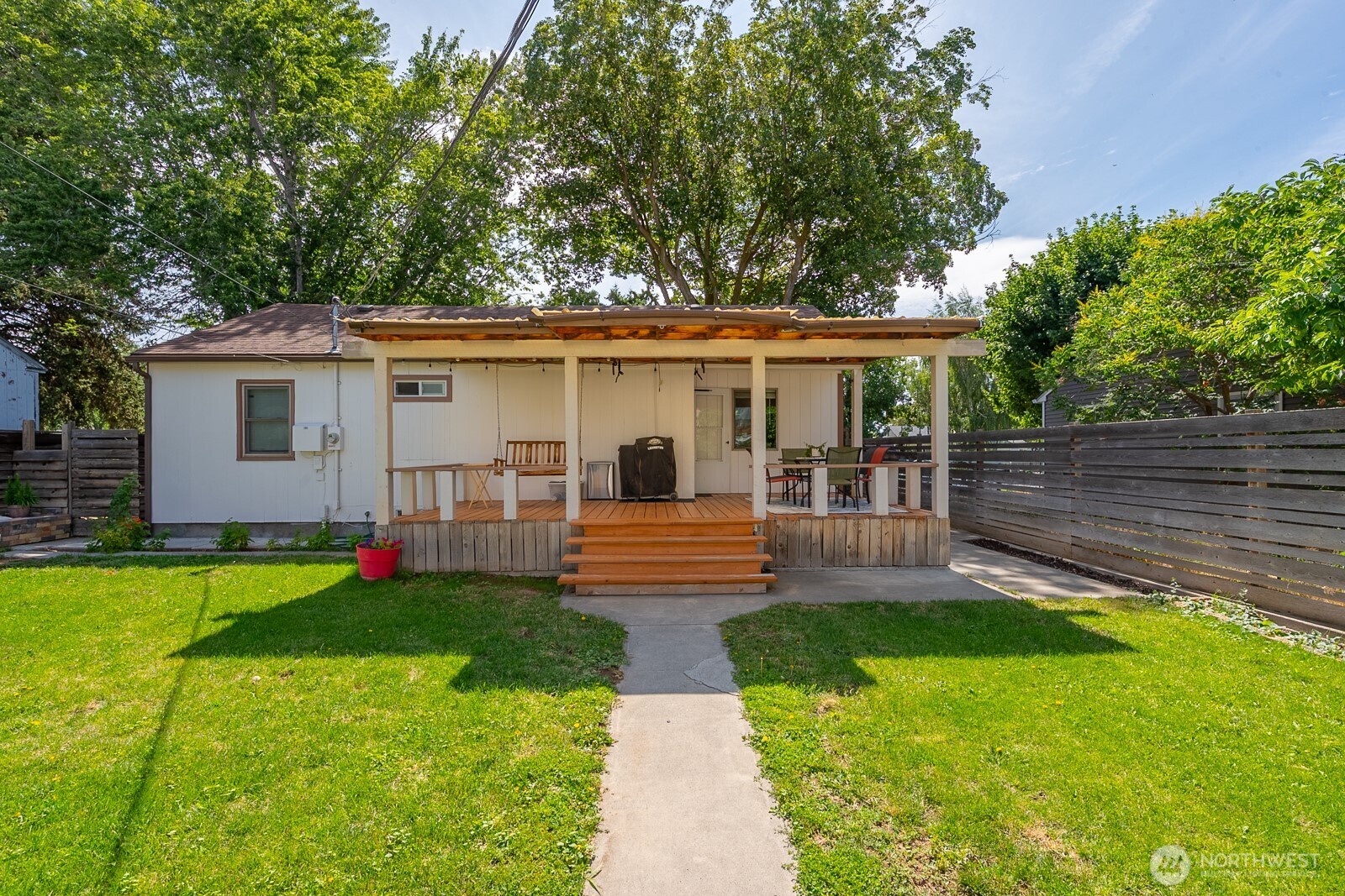 119 SW F St , Ephrata, WA 98823