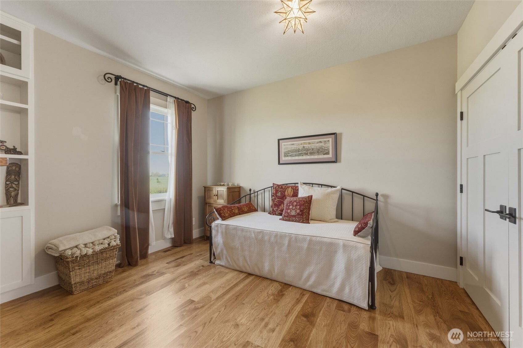 3926 Braden Road , Walla Walla, WA 99362