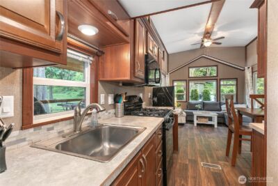 990 S Lake Whatcom Boulevard #9, Sedro Woolley, WA 98284 - Photo 12