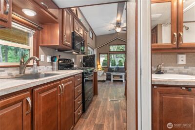 990 S Lake Whatcom Boulevard #9, Sedro Woolley, WA 98284 - Photo 13