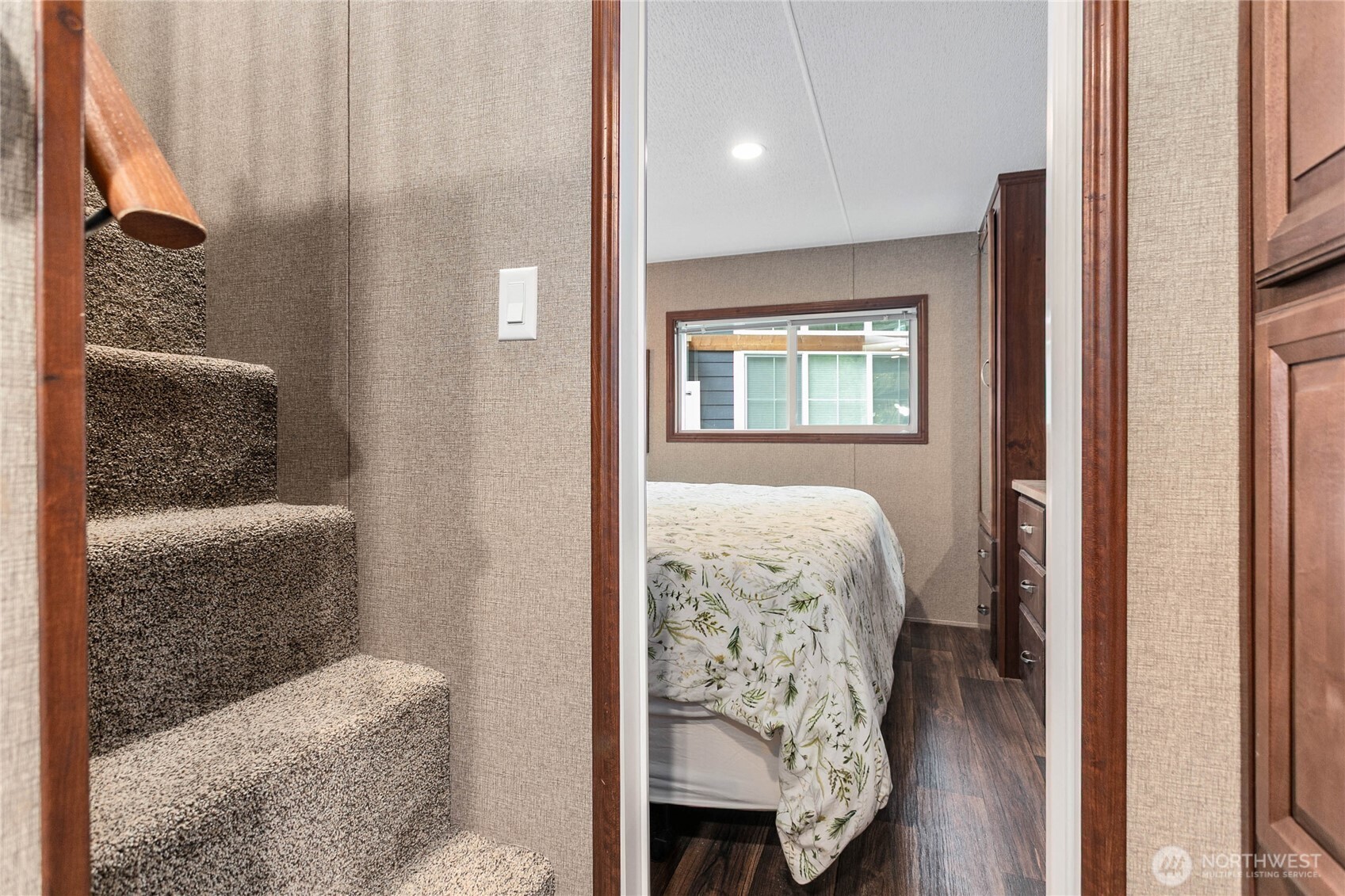 990 S Lake Whatcom Boulevard #9, Sedro Woolley, WA 98284