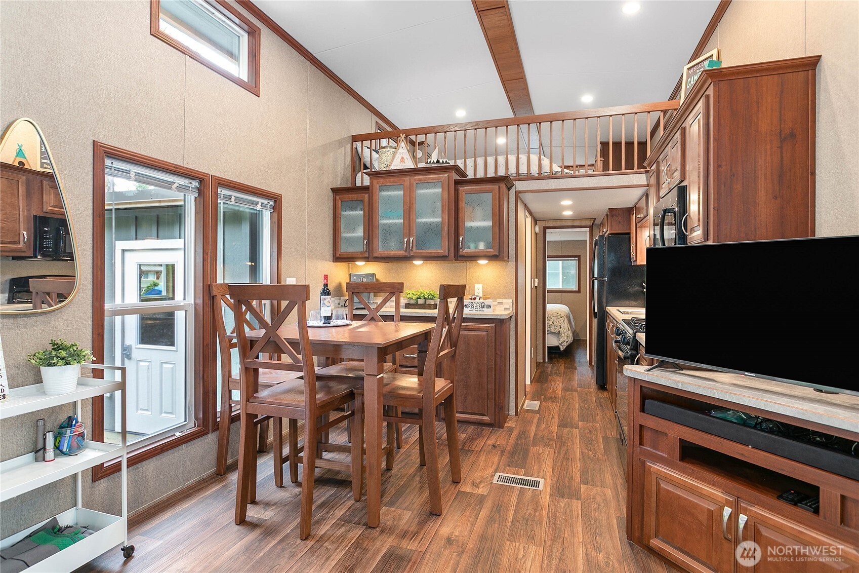 990 S Lake Whatcom Boulevard #9, Sedro Woolley, WA 98284