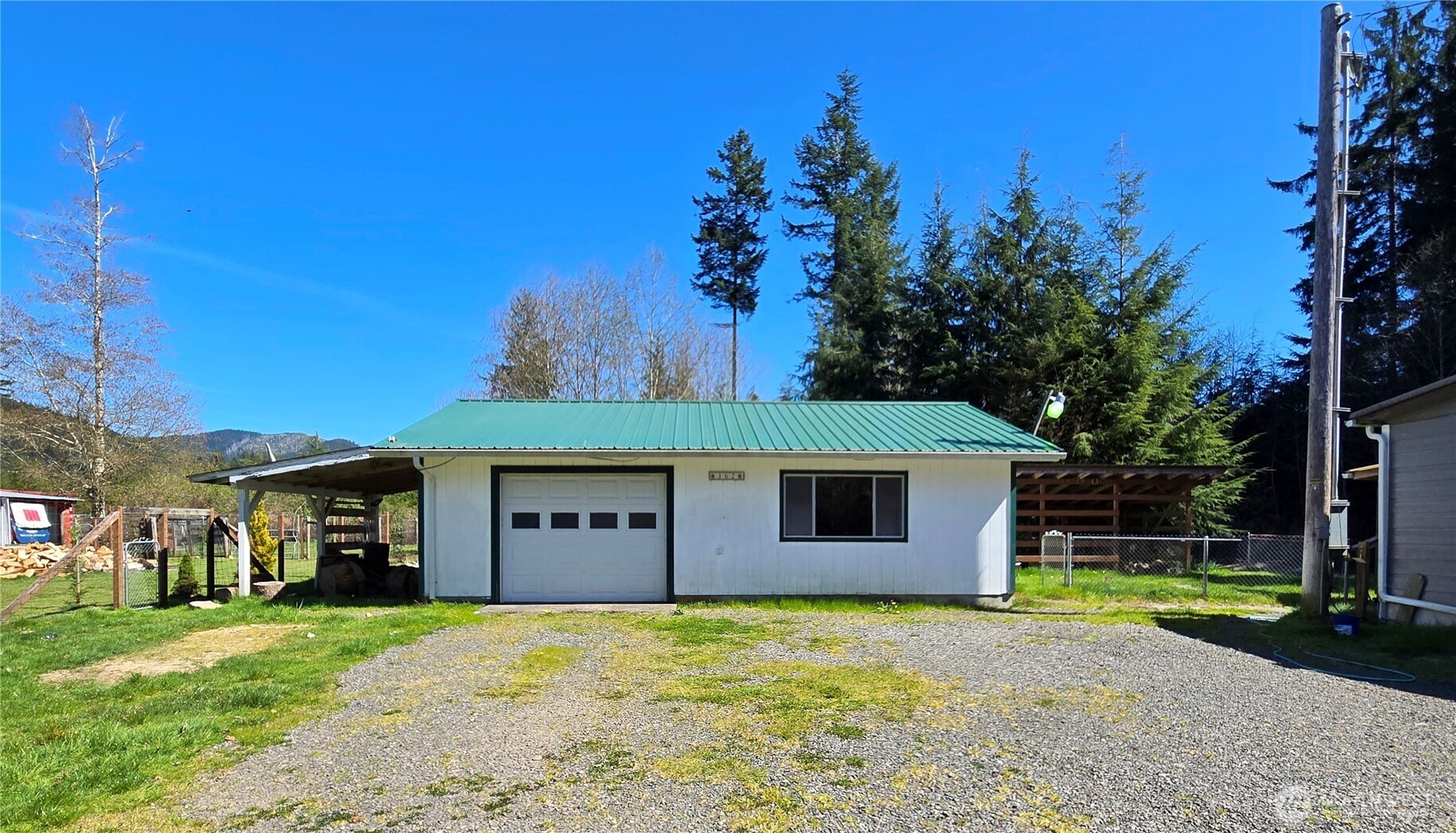 362 Elk Valley Road , Forks, WA 98331