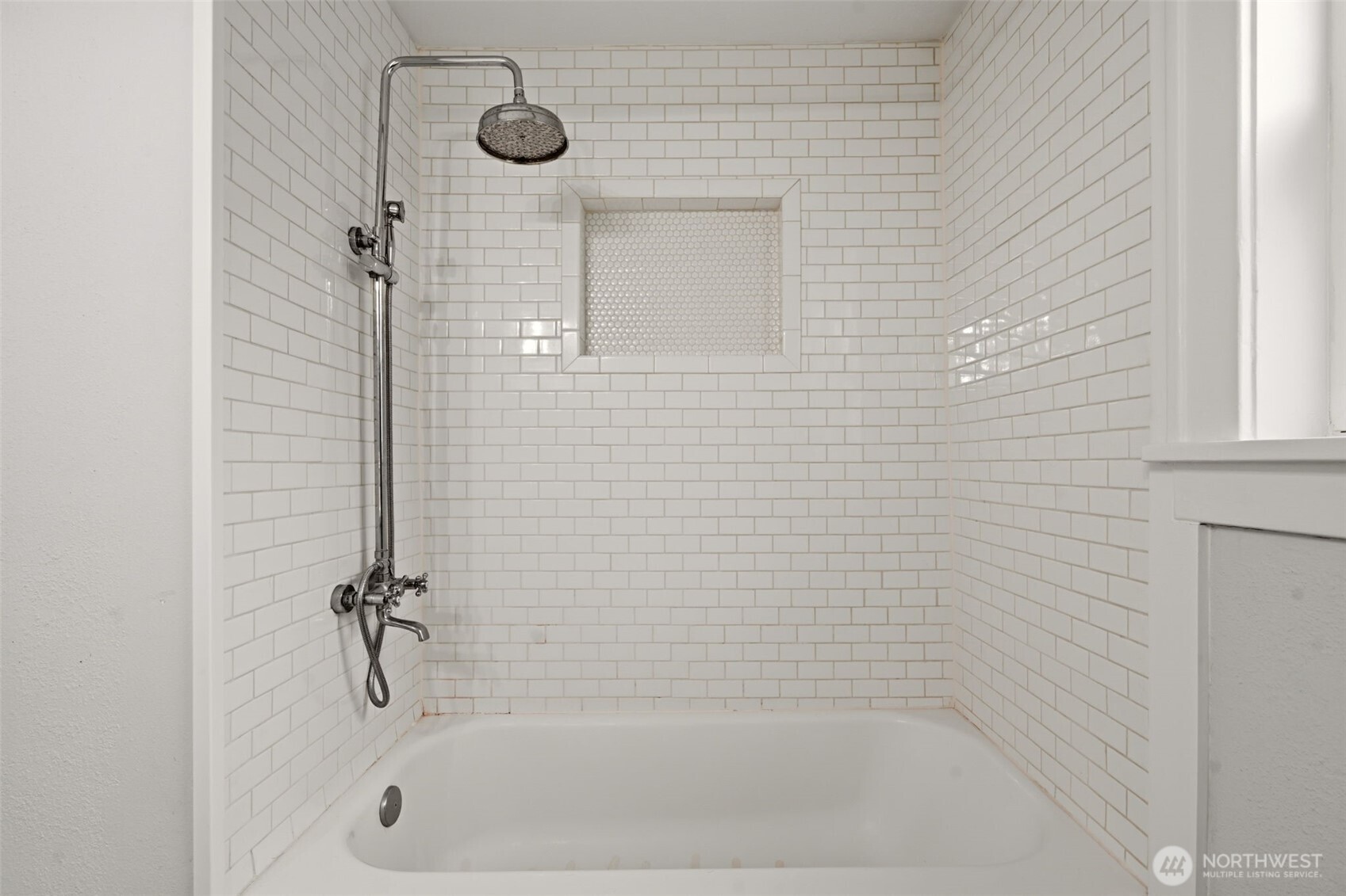 10408 Idlewild Road SW, Lakewood, WA 98498