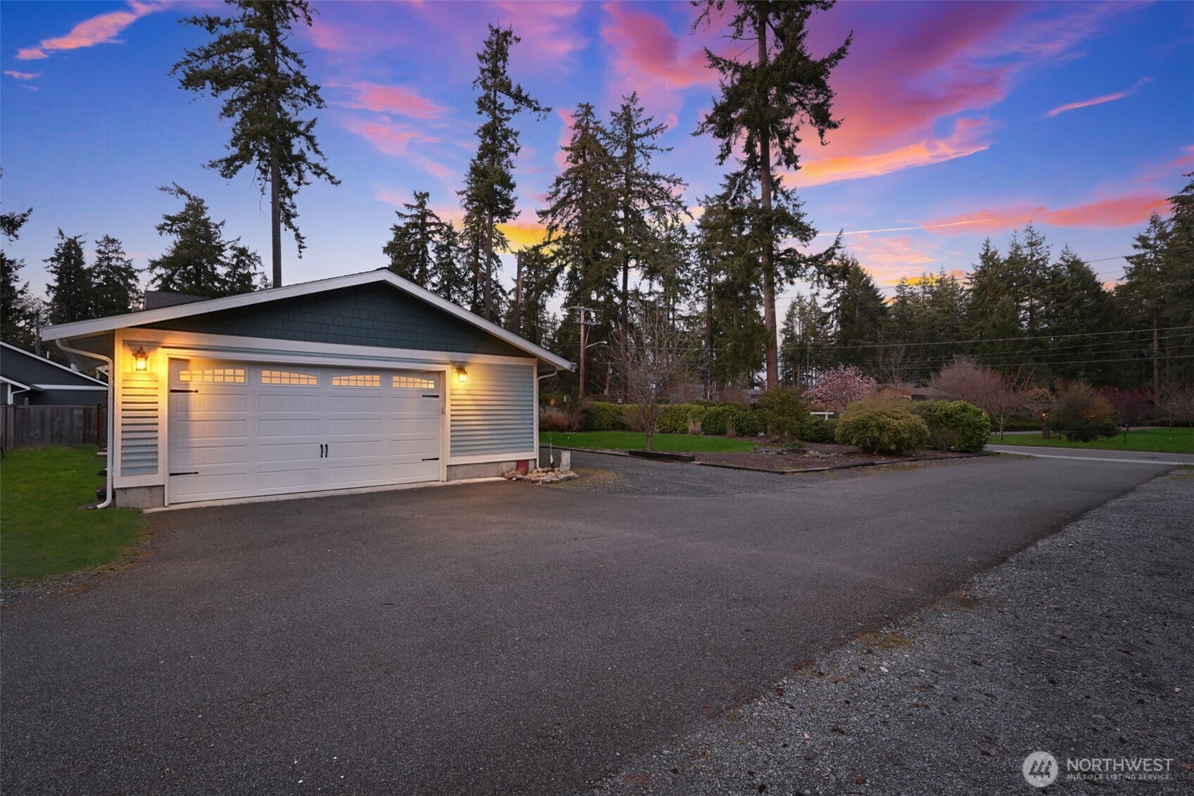 10408 Idlewild Road SW, Lakewood, WA 98498