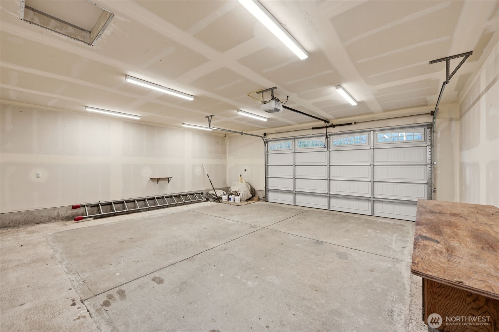 10408 Idlewild Road SW, Lakewood, WA 98498