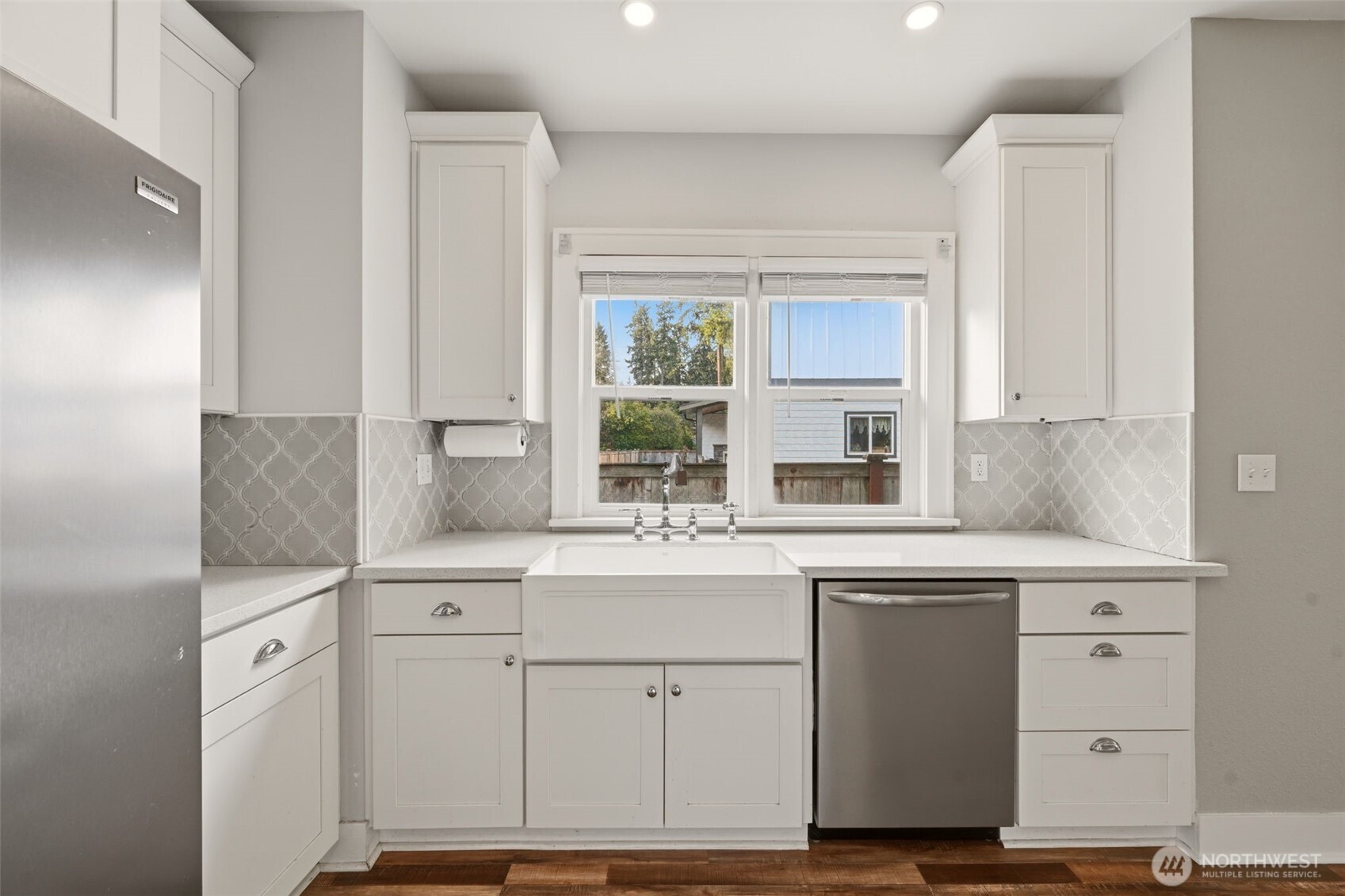 10408 Idlewild Road SW, Lakewood, WA 98498