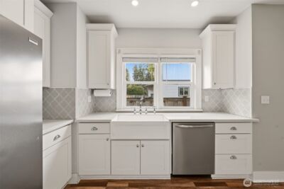 10408 Idlewild Road SW, Lakewood, WA 98498 - Photo 5