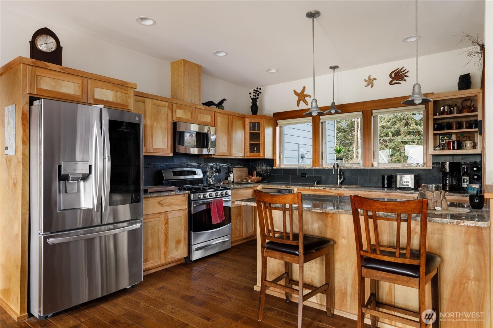 710 Zylstra Road , Coupeville, WA 98239