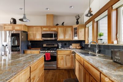 710 Zylstra Road , Coupeville, WA 98239 - Photo 16