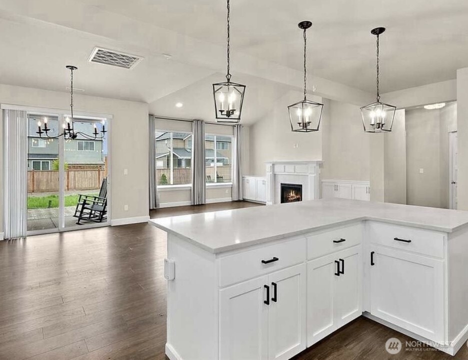 2008 84th Avenue E, Edgewood, WA 98371