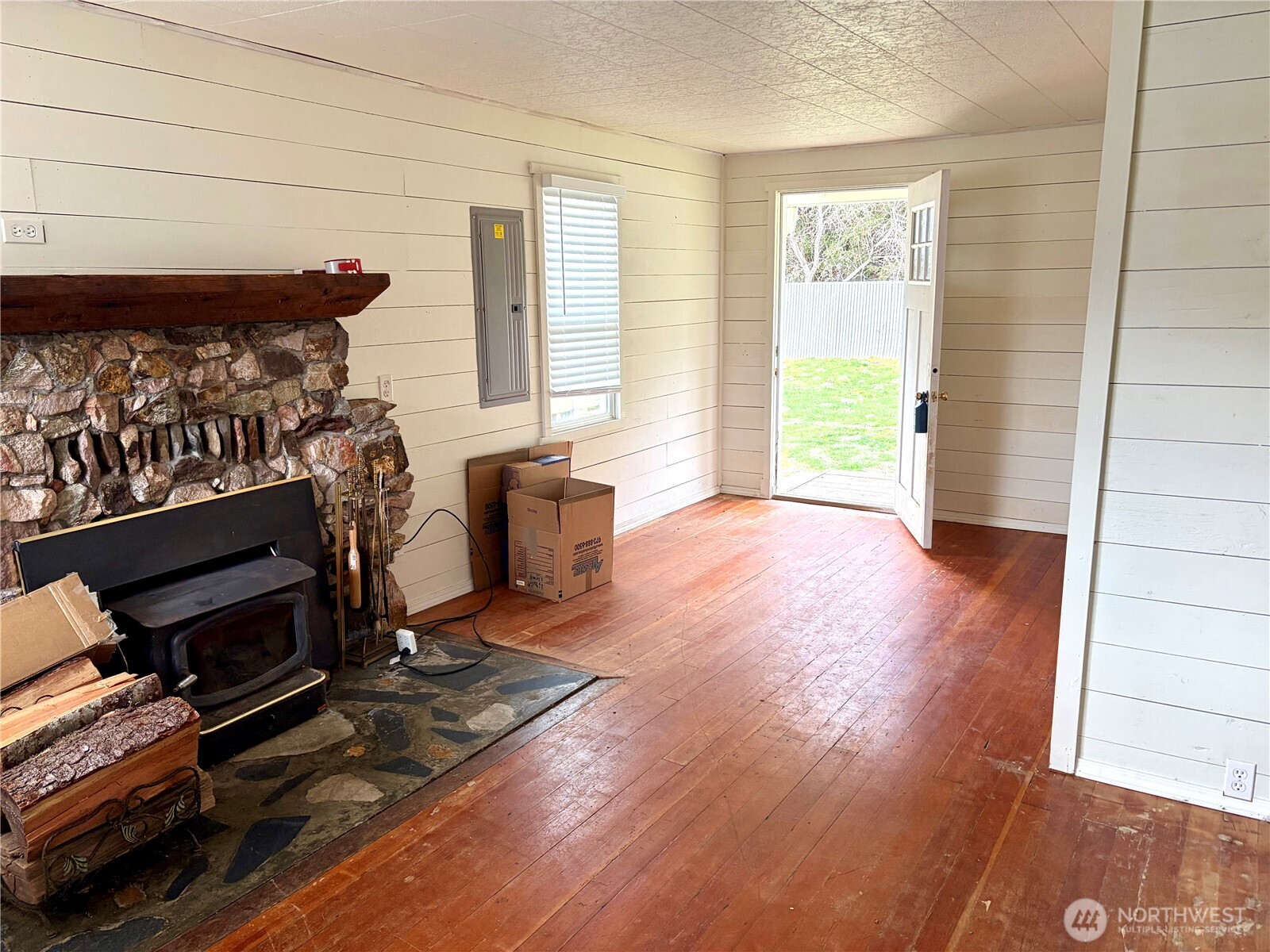 1215 199th Place , Long Beach, WA 98631