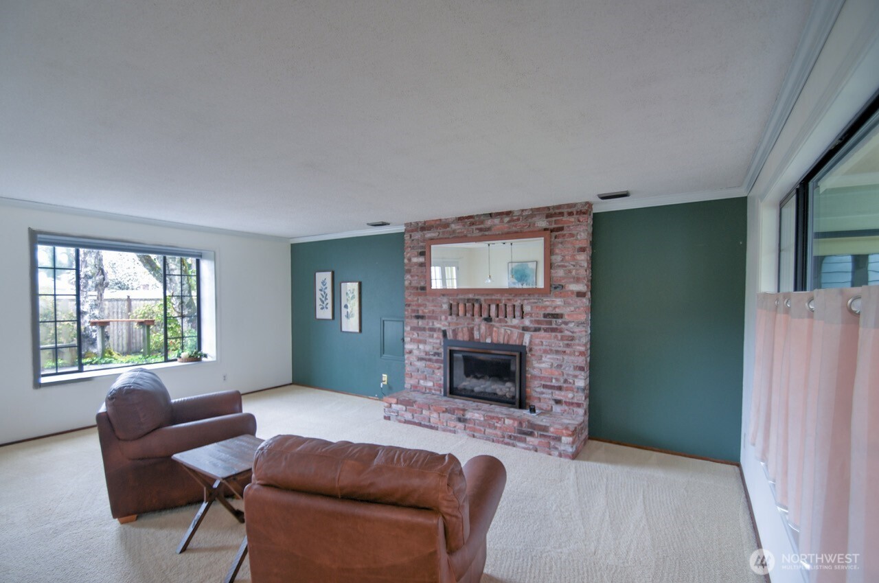 2201 Nut Tree Loop SE, Olympia, WA 98501