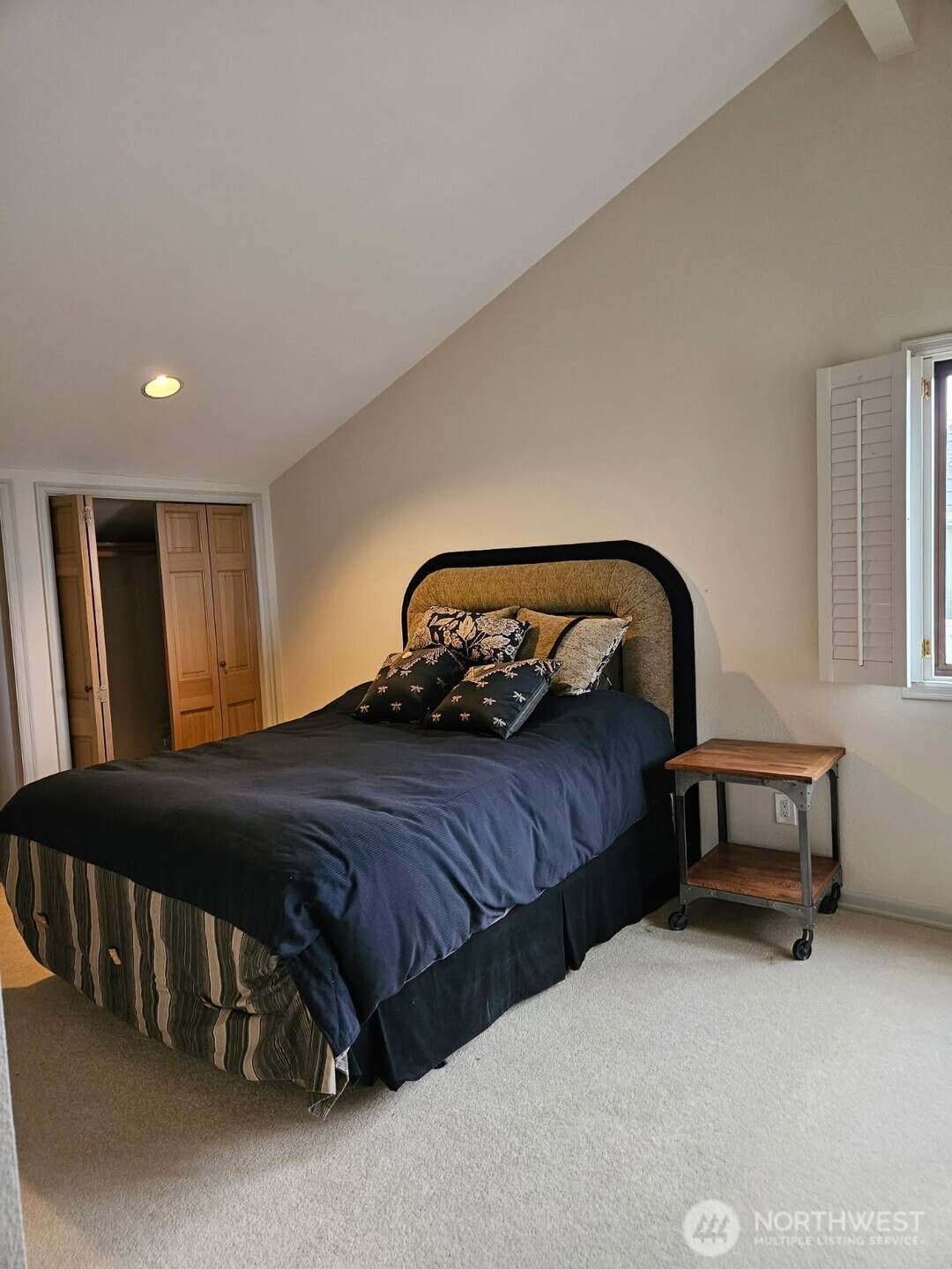 61 Leschi Drive SW, Steilacoom, WA 98388-1525