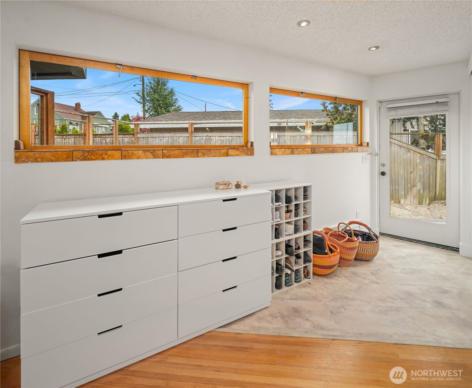 6614 N 49th Street , Tacoma, WA 98407-1304