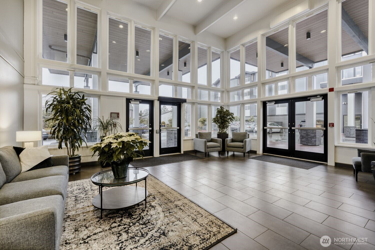 2501 Canterbury Lane E #215, Seattle, WA 98112