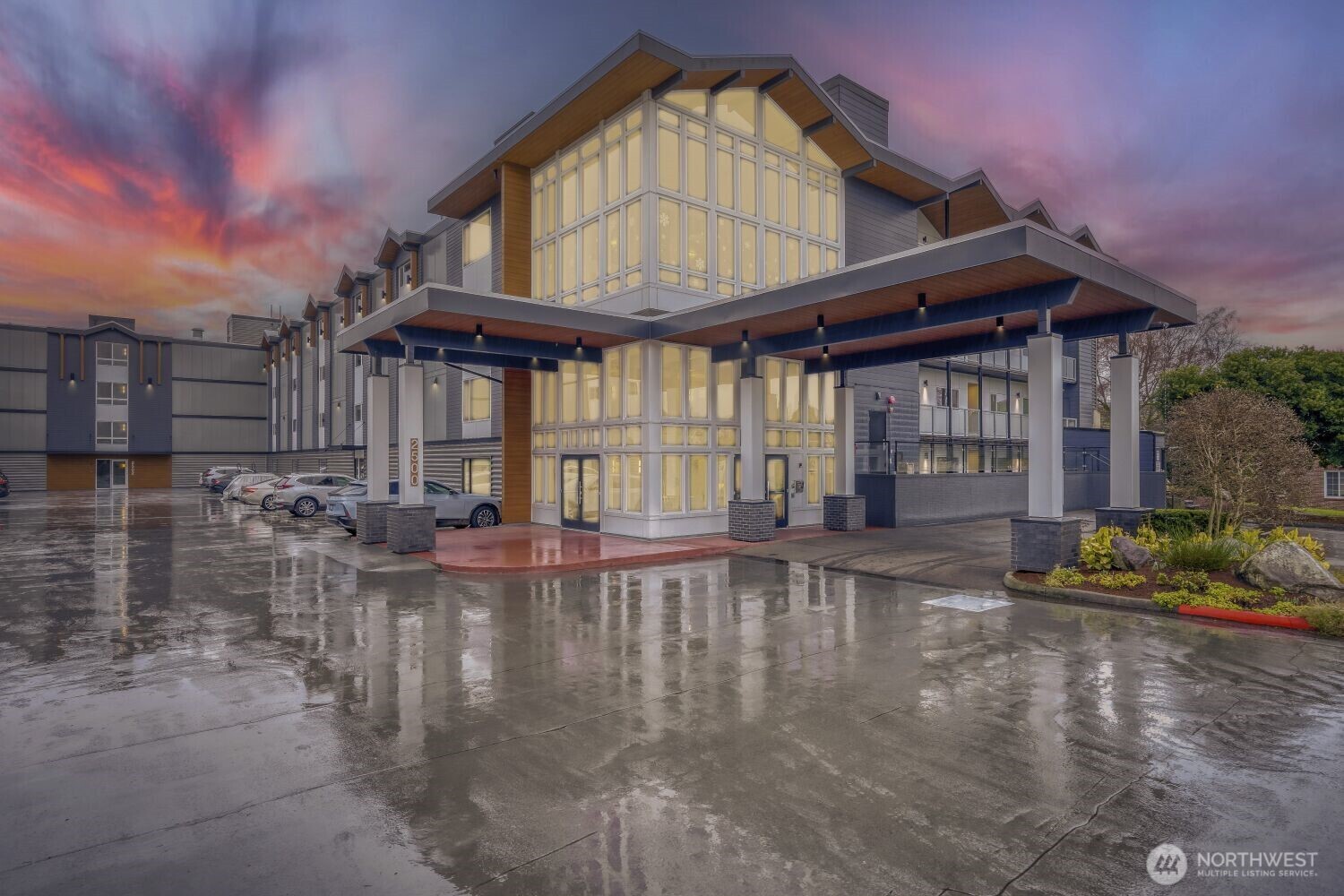 2501 Canterbury Lane E #215, Seattle, WA 98112