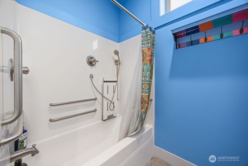 23 Katalpa Lane , Manson, WA 98831
