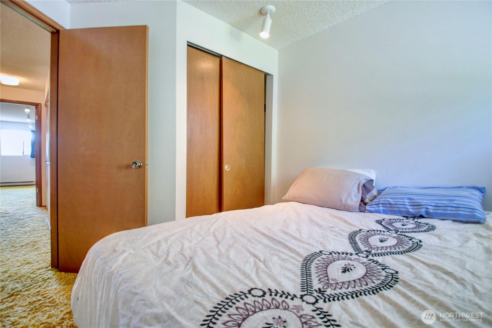 1 Lake Louise Drive #31, Bellingham, WA 98229