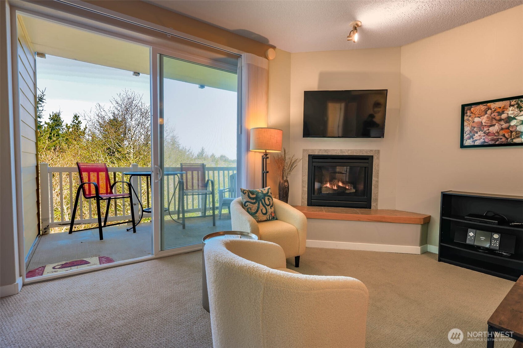 262 Oyhut Bay Boulevard SW #305, Ocean Shores, WA 98569