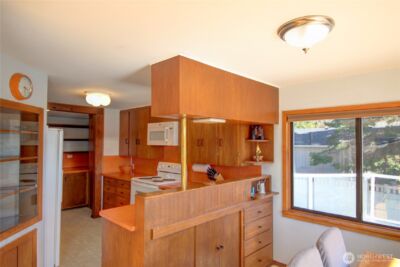 4607 Anaco Beach Road , Anacortes, WA 98221 - Photo 6