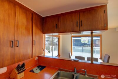 4607 Anaco Beach Road , Anacortes, WA 98221 - Photo 7