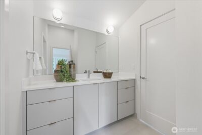 13047 39th Avenue NE #A, Seattle, WA 98125 - Photo 18