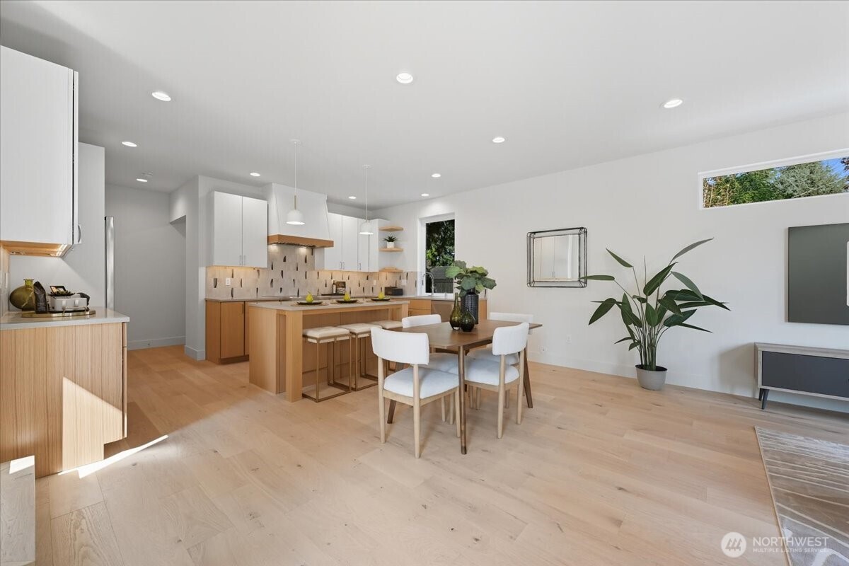 13047 39th Avenue NE #A, Seattle, WA 98125