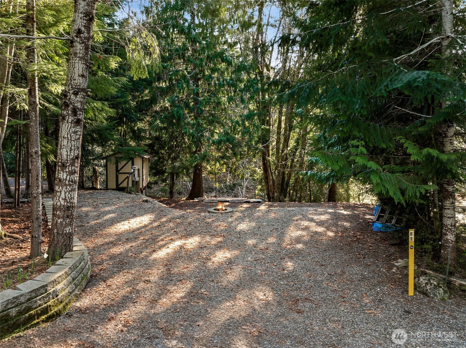 30 N Discovery Place , Hoodsport, WA 98548