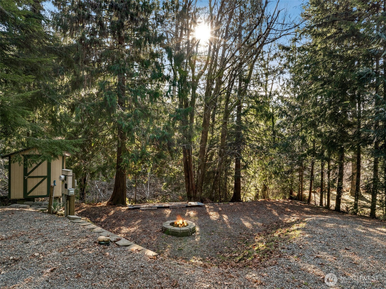 30 N Discovery Place , Hoodsport, WA 98548