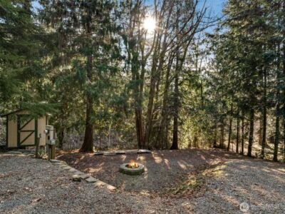 30 N Discovery Place , Hoodsport, WA 98548 - Photo 2