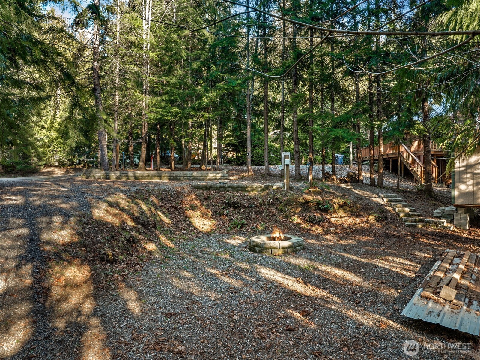 30 N Discovery Place , Hoodsport, WA 98548