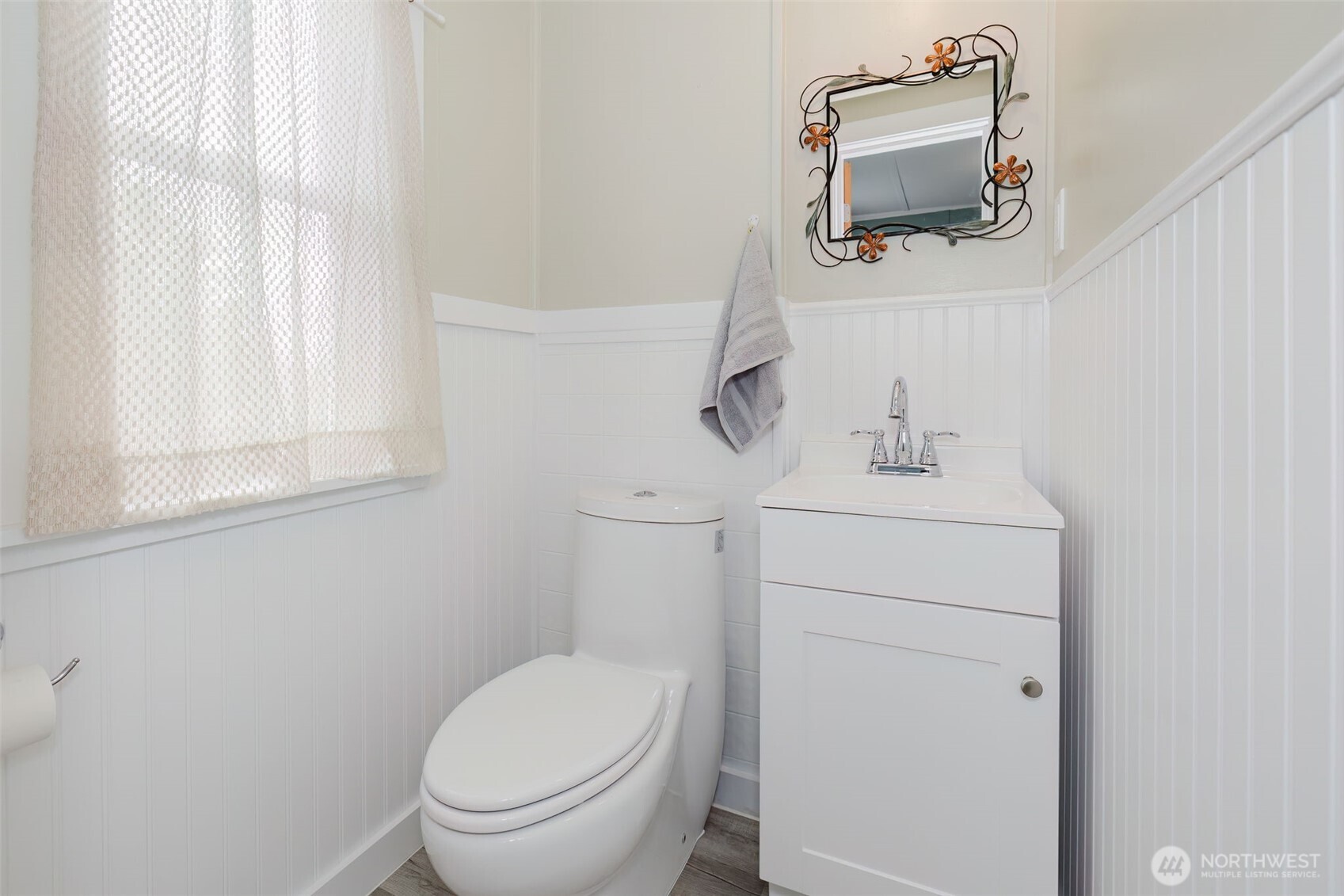 1209 Pacific Avenue , Bremerton, WA 98337