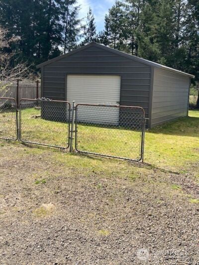 301 N Chinook Drive , Hoodsport, WA 98548 - Photo 17