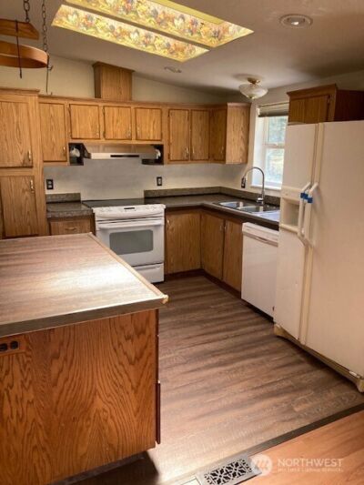 301 N Chinook Drive , Hoodsport, WA 98548 - Photo 7