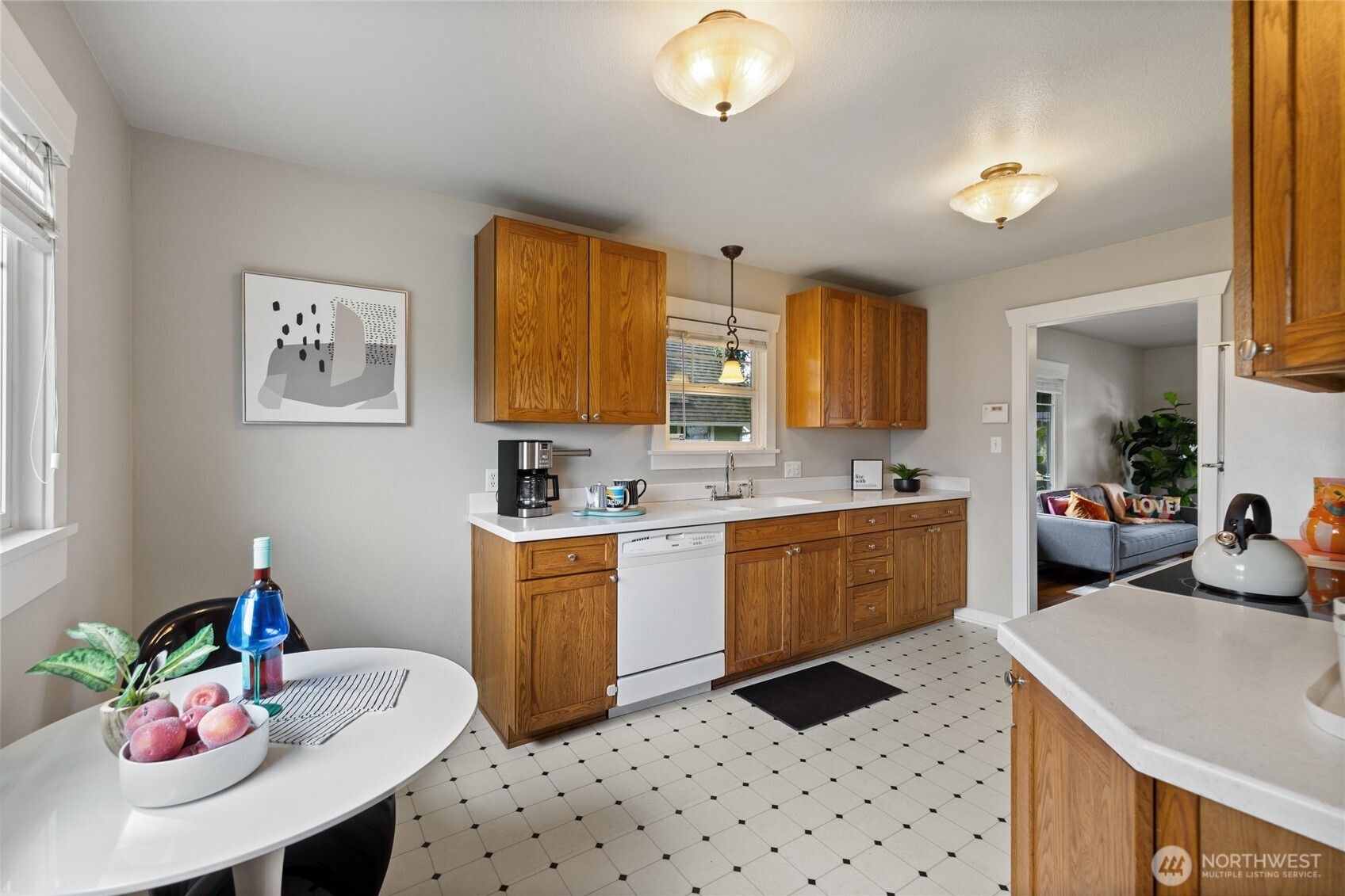 3597 E F Street , Tacoma, WA 98404-1543