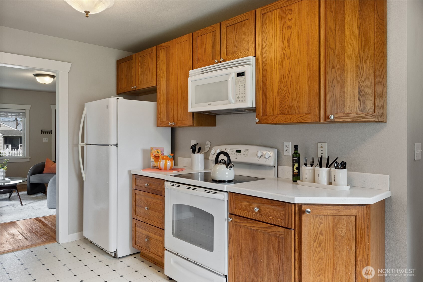 3597 E F Street , Tacoma, WA 98404-1543