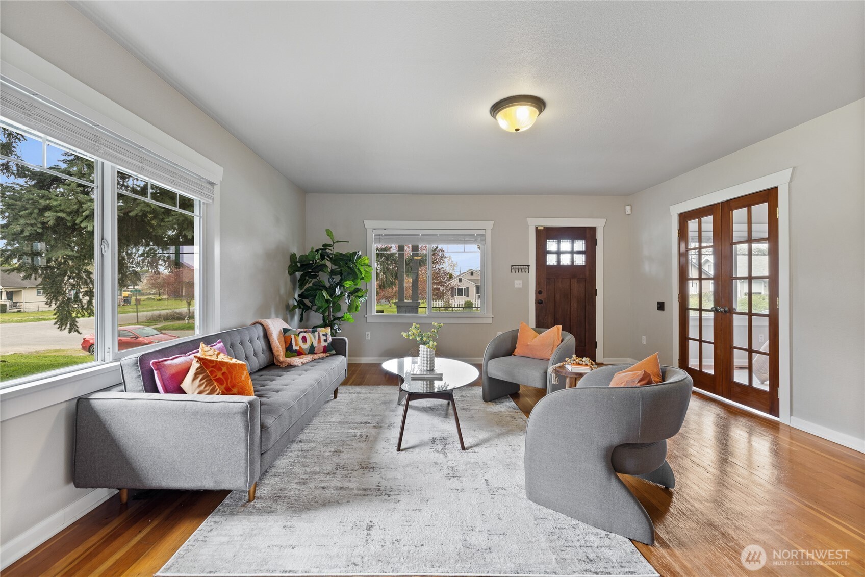 3597 E F Street , Tacoma, WA 98404-1543