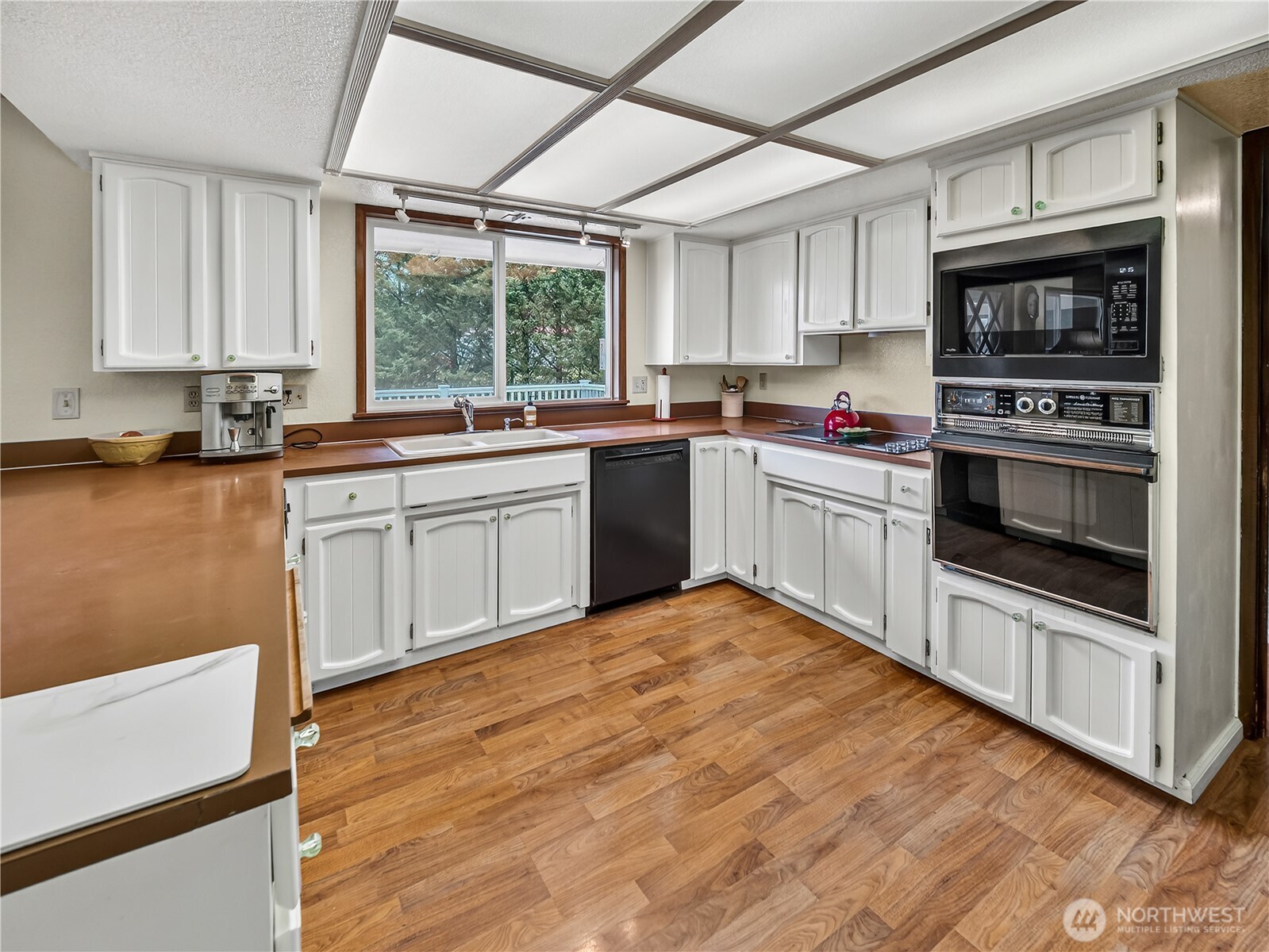 30520 SE 358th Street , Enumclaw, WA 98022